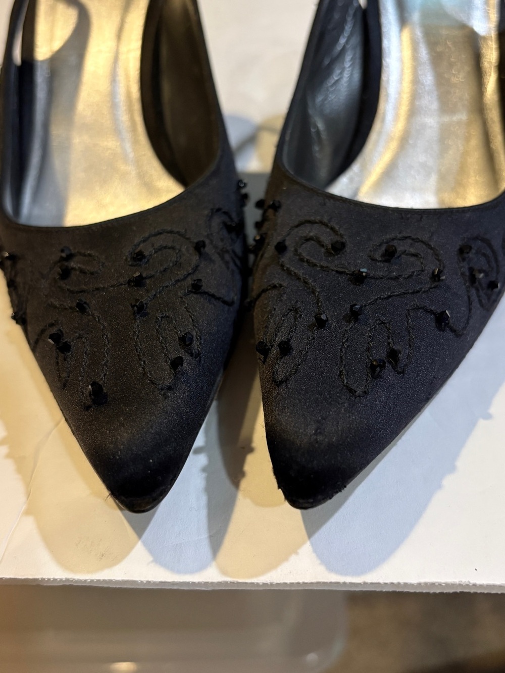 Stuart Weitzman Black Beaded Pointed Slingback Evening Classic Heels 7N - Picture 6 of 10
